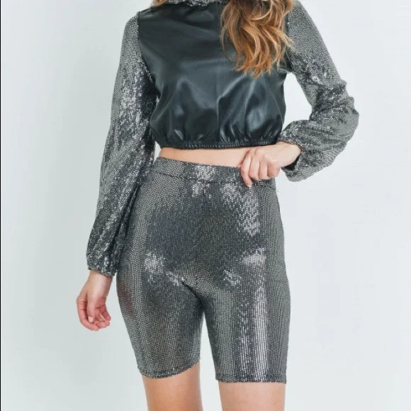 Metallic Biker Shorts! - Picture 3 of 6